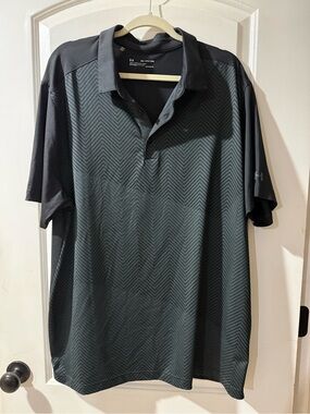 Under Armour Men's Black and grey Chevron-Pattern Polo